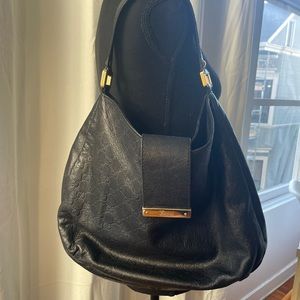 Authentic Gucci black leather shoulder handbag